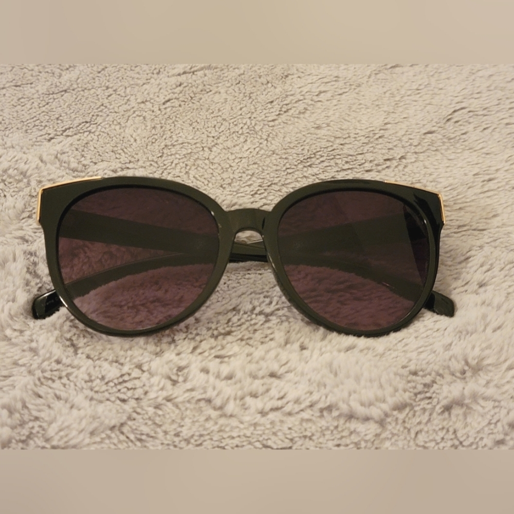 Oscar de la Renta Sunglasses